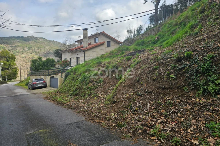 Terreno para Venda em Ferral Foto 1