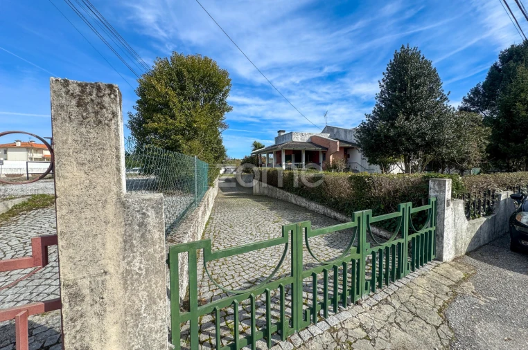 Terreno para Venda em Faíl e Vila Chã de Sá Foto 10