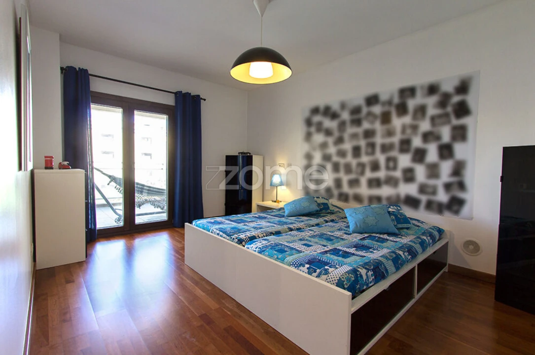 Apartamento T4 para Venda em Sacavém e Prior Velho Foto 11