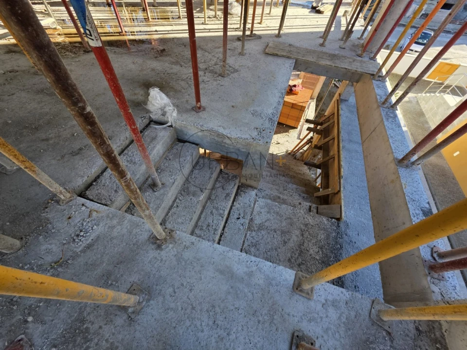 Moradia T4 para Venda em Rio de Loba Foto 5