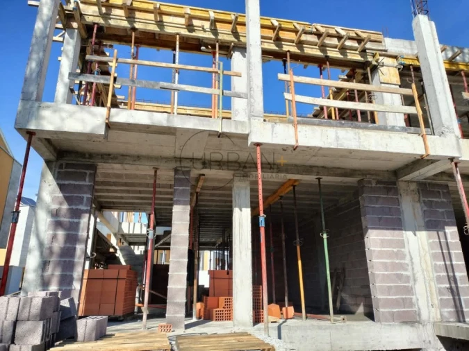 Moradia T4 para Venda em Rio de Loba Foto 2