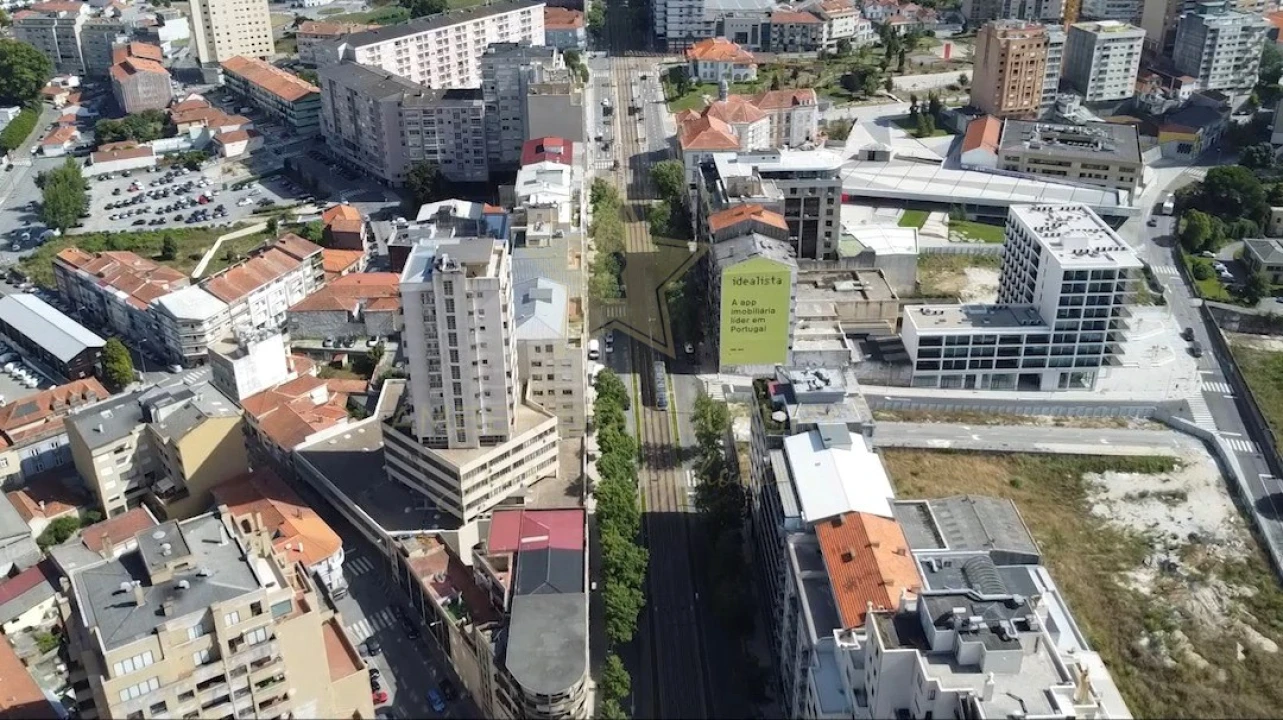 Apartamento T3 para Venda em Mafamude e Vilar do Paraíso Foto 20