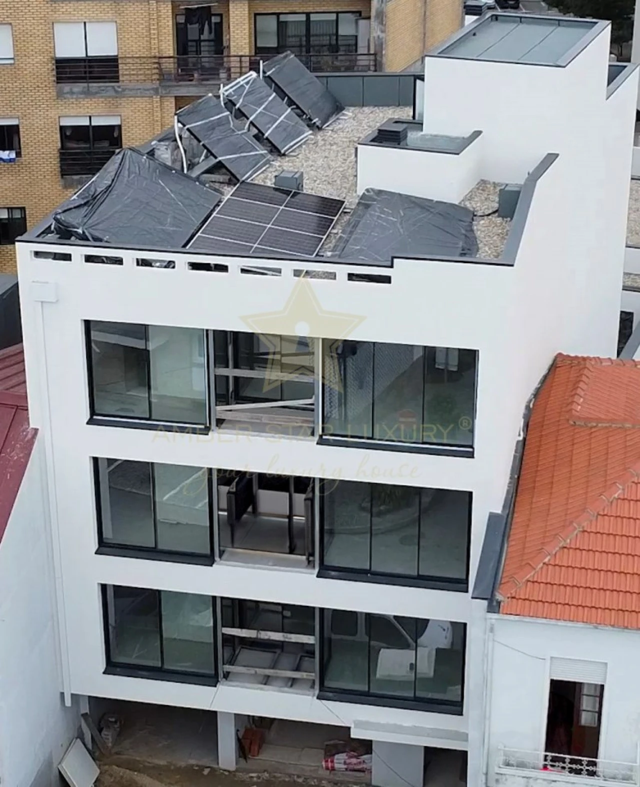 Apartamento T3 para Venda em Mafamude e Vilar do Paraíso Foto 1