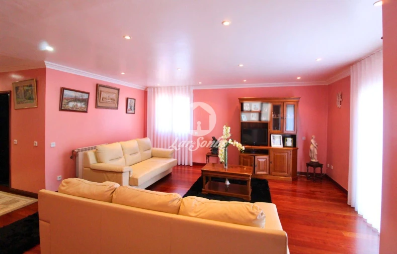 Moradia T3 para Venda em Barqueiros Foto 2