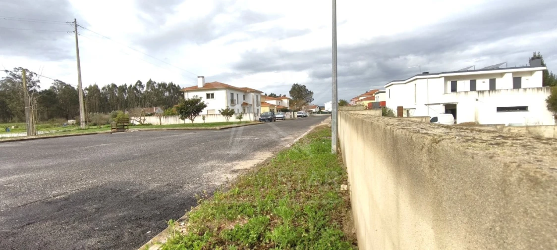 Terreno para Venda em Tornada e Salir do Porto Foto 24