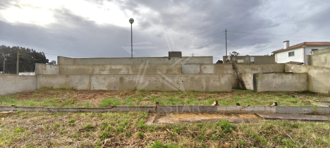 Terreno para Venda em Tornada e Salir do Porto Foto 17