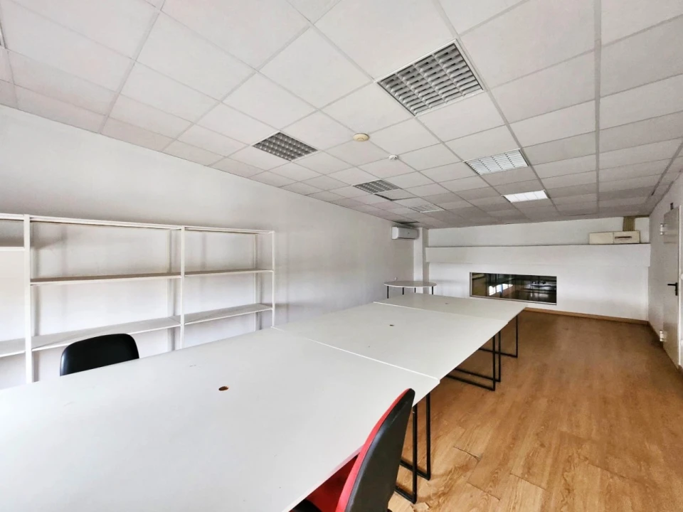 Armazém para Venda em Cortegaça Foto 9