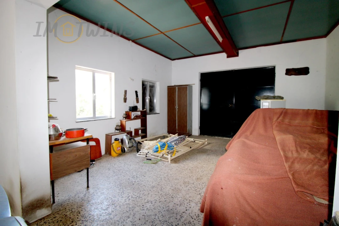 Quinta T4 para Venda em Monchique Foto 32