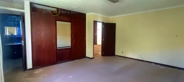 Quinta T4 para Venda em Monchique