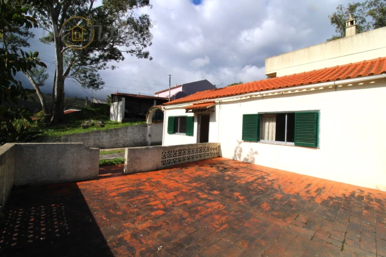 Quinta T4 para Venda em Monchique Foto 4