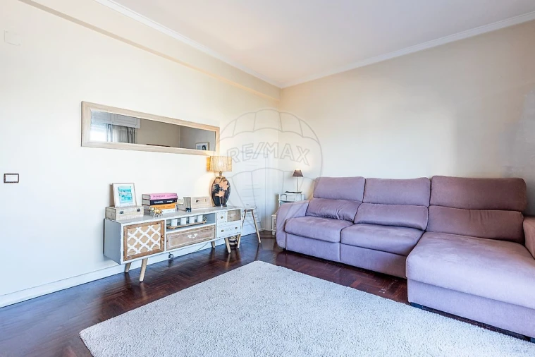 Moradia T5 para Venda em Algés, Linda-A-Velha e Cruz Quebrada-Dafundo Foto 24