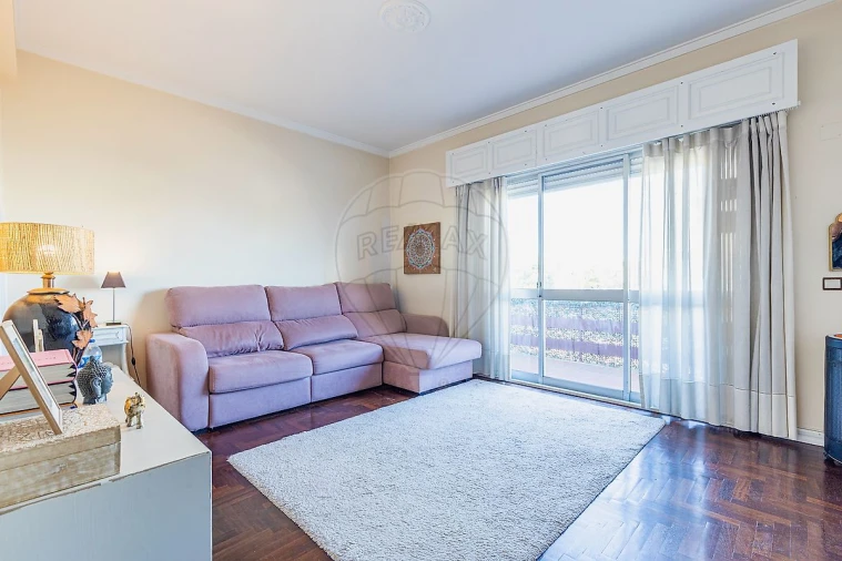 Moradia T5 para Venda em Algés, Linda-A-Velha e Cruz Quebrada-Dafundo Foto 23