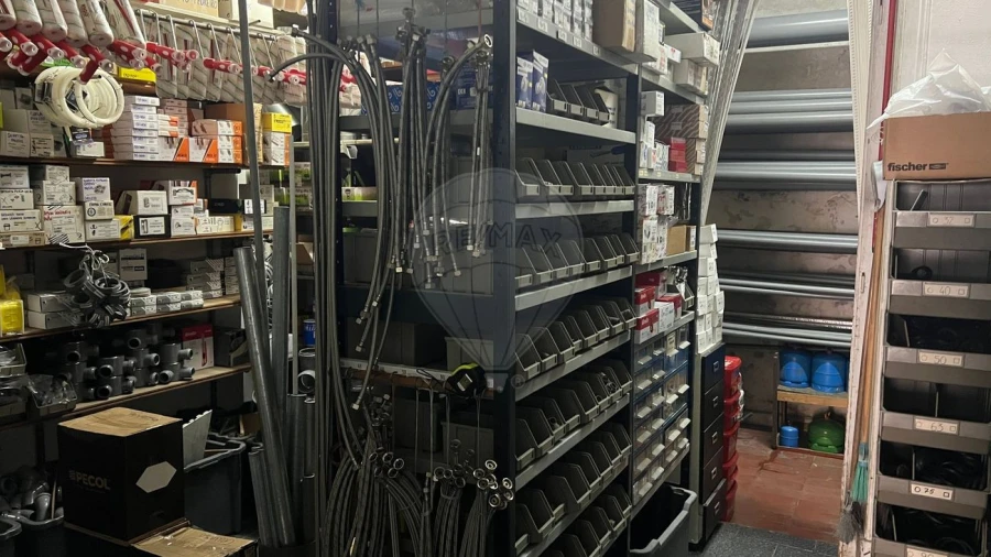 Loja para Venda em Campo de Ourique Foto 4