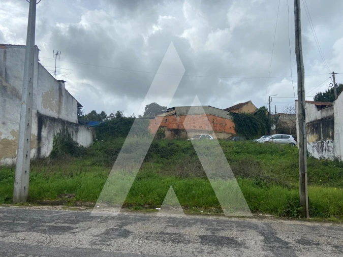 Terreno para Venda em Vila Nova de Monsarros Foto 3