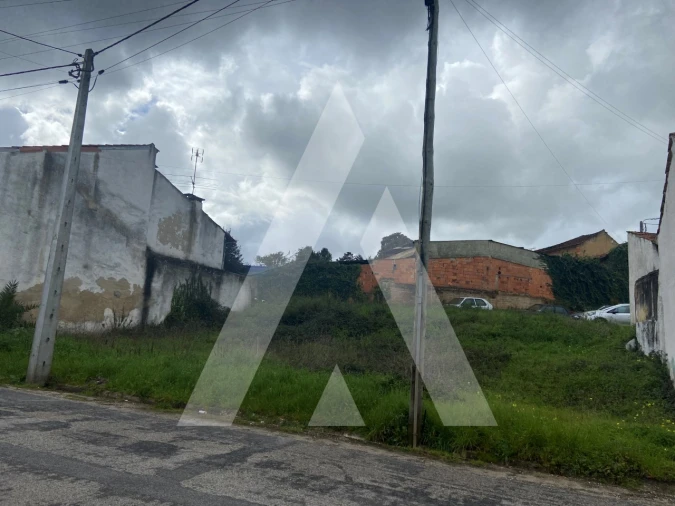 Terreno para Venda em Vila Nova de Monsarros Foto 4