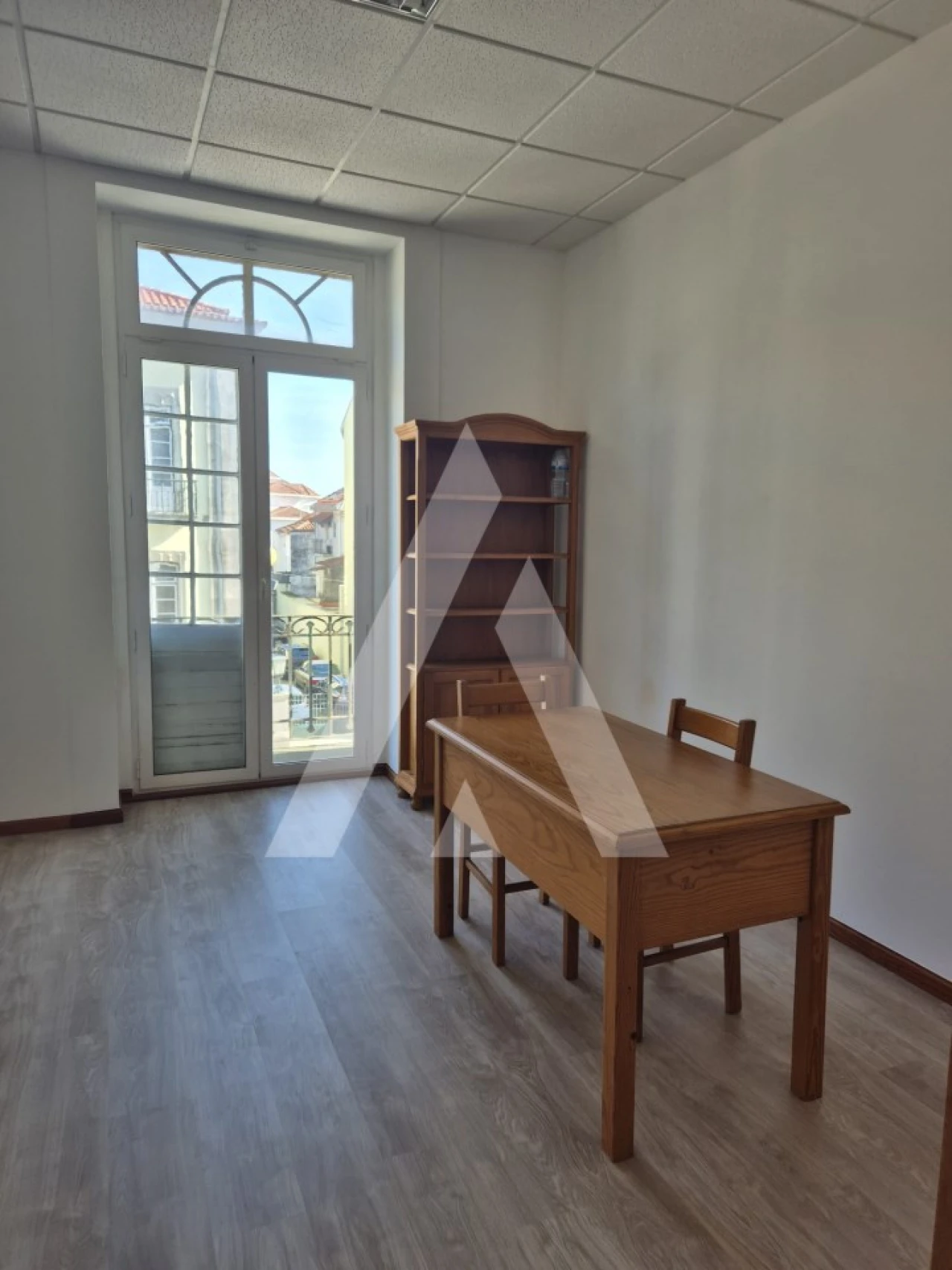 Escritório para Venda em Santa Maria Maior e Monserrate e Meadela Foto 3