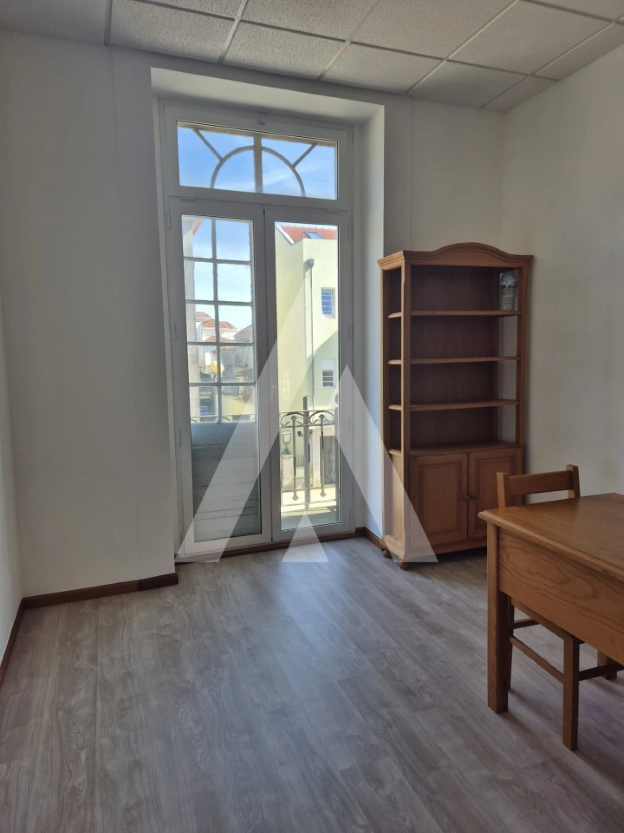 Escritório para Venda em Santa Maria Maior e Monserrate e Meadela Foto 1