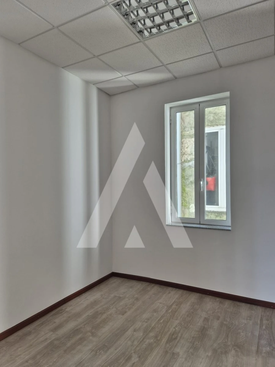 Escritório para Venda em Santa Maria Maior e Monserrate e Meadela Foto 6