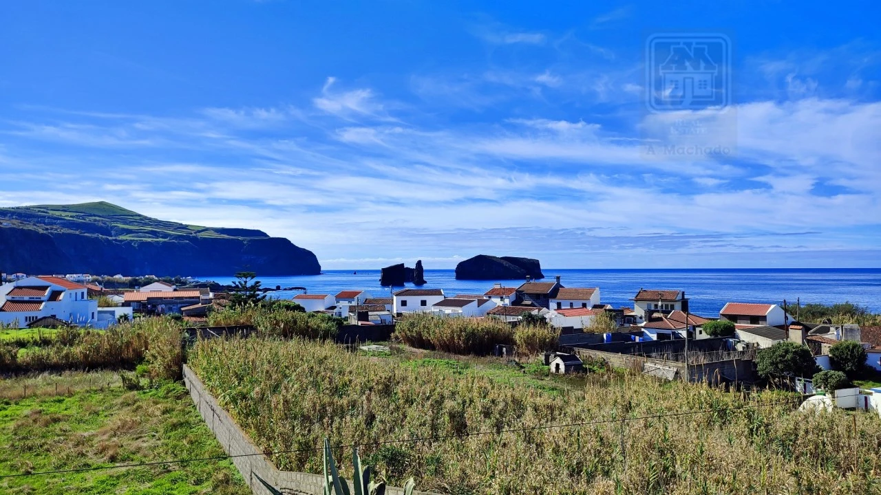 Moradia T4 para Venda em Mosteiros Foto 14