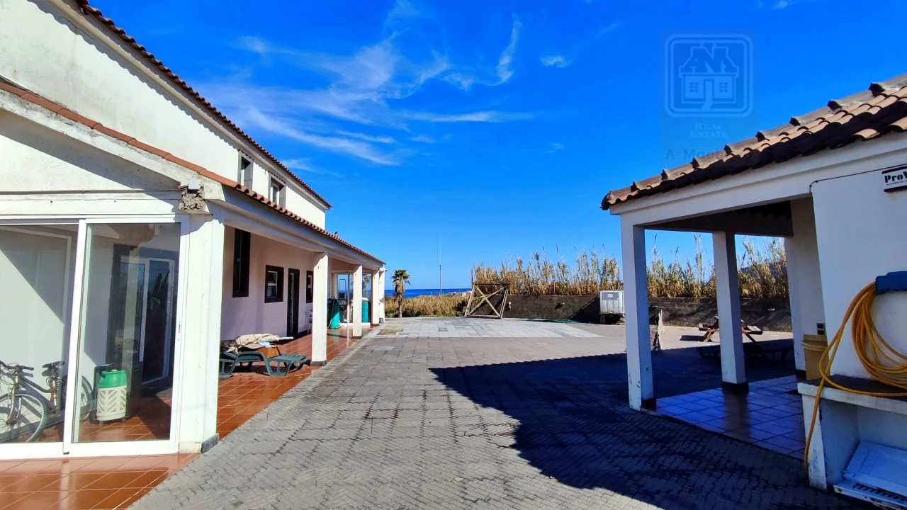 Moradia T4 para Venda em Mosteiros Foto 17