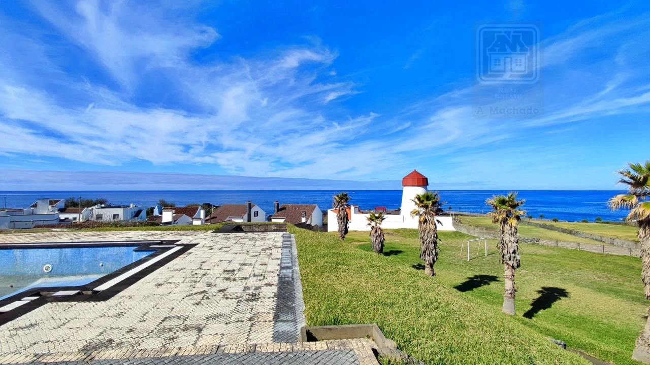 Moradia T4 para Venda em Mosteiros Foto 12