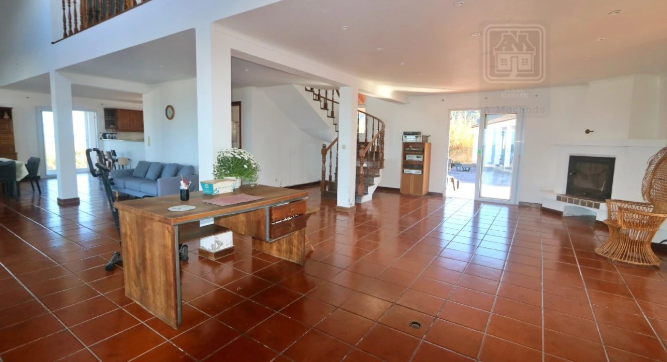 Moradia T4 para Venda em Mosteiros Foto 36