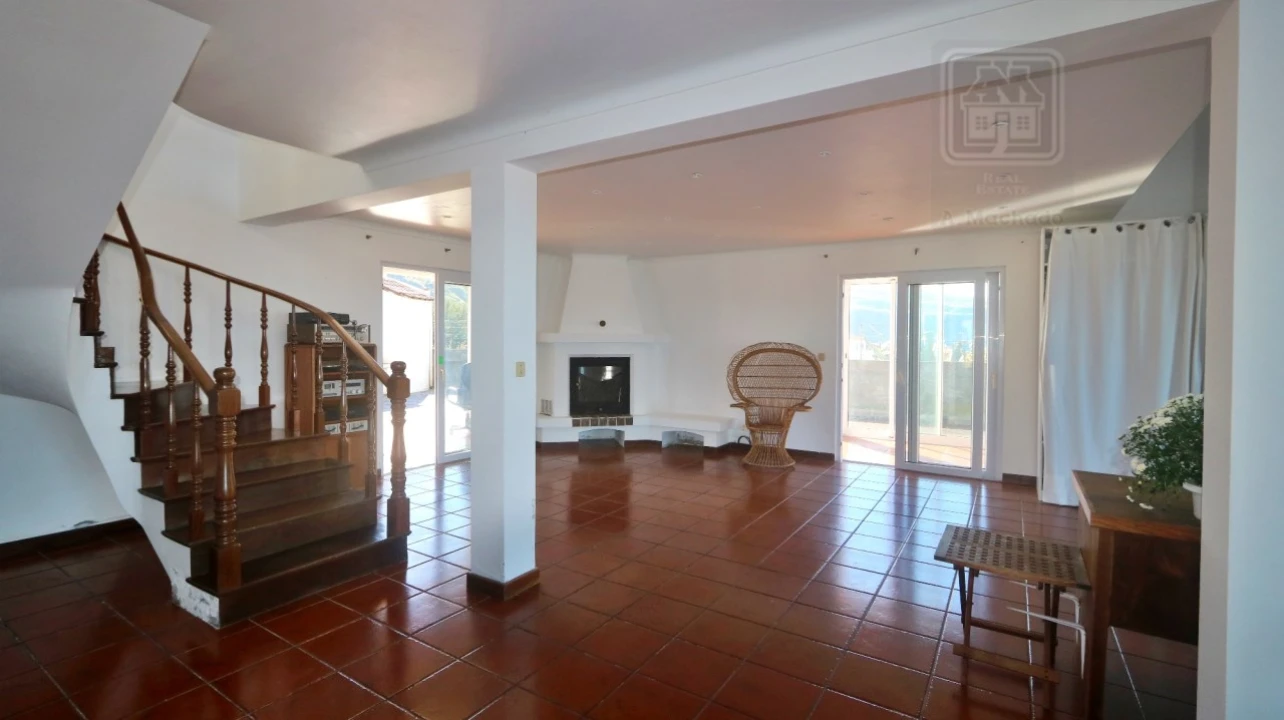 Moradia T4 para Venda em Mosteiros Foto 30