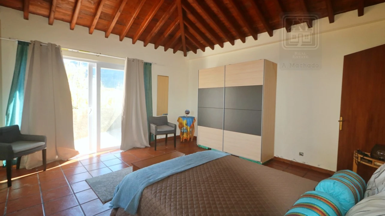 Moradia T4 para Venda em Mosteiros Foto 85