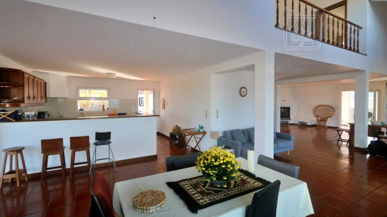 Moradia T4 para Venda em Mosteiros Foto 24