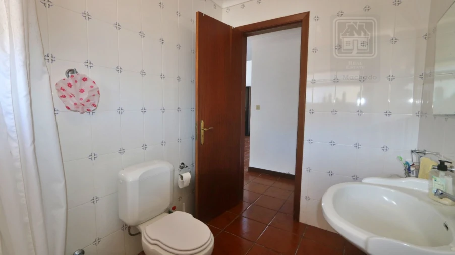 Moradia T4 para Venda em Mosteiros Foto 46