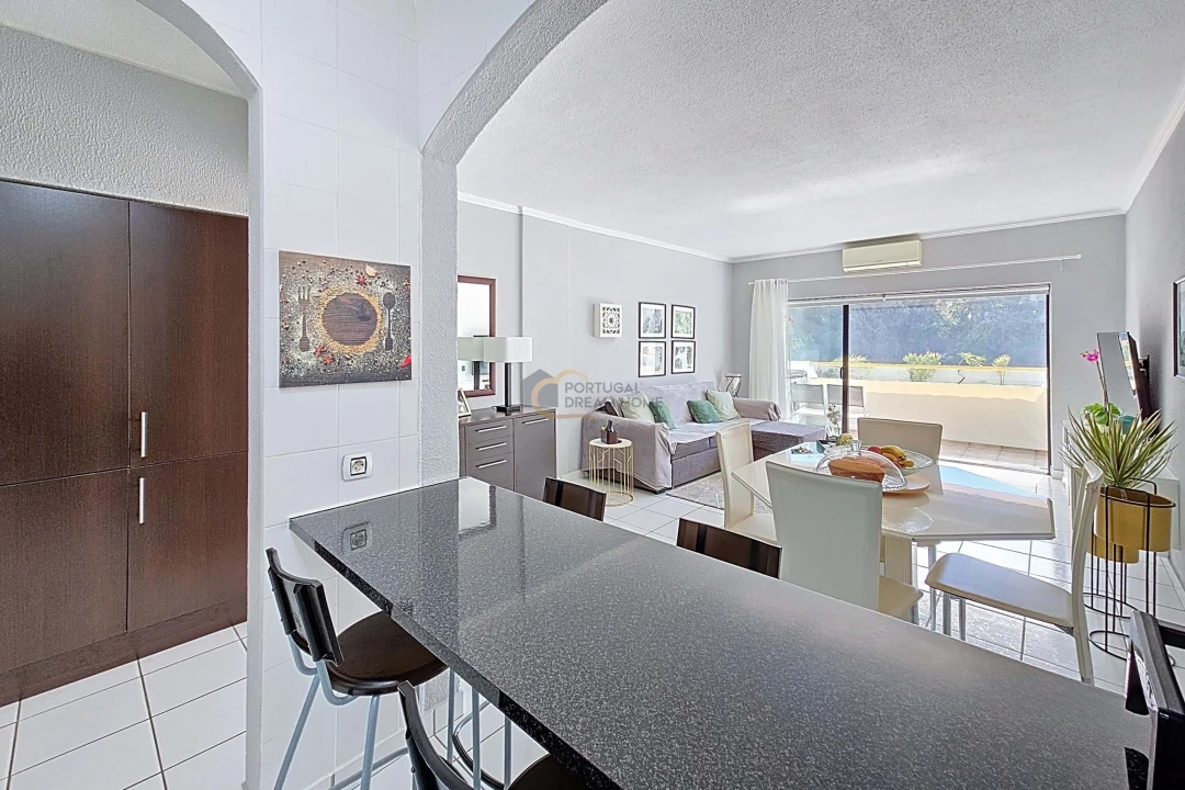 Apartamento T3 para Venda em Albufeira e Olhos de Água Foto 9