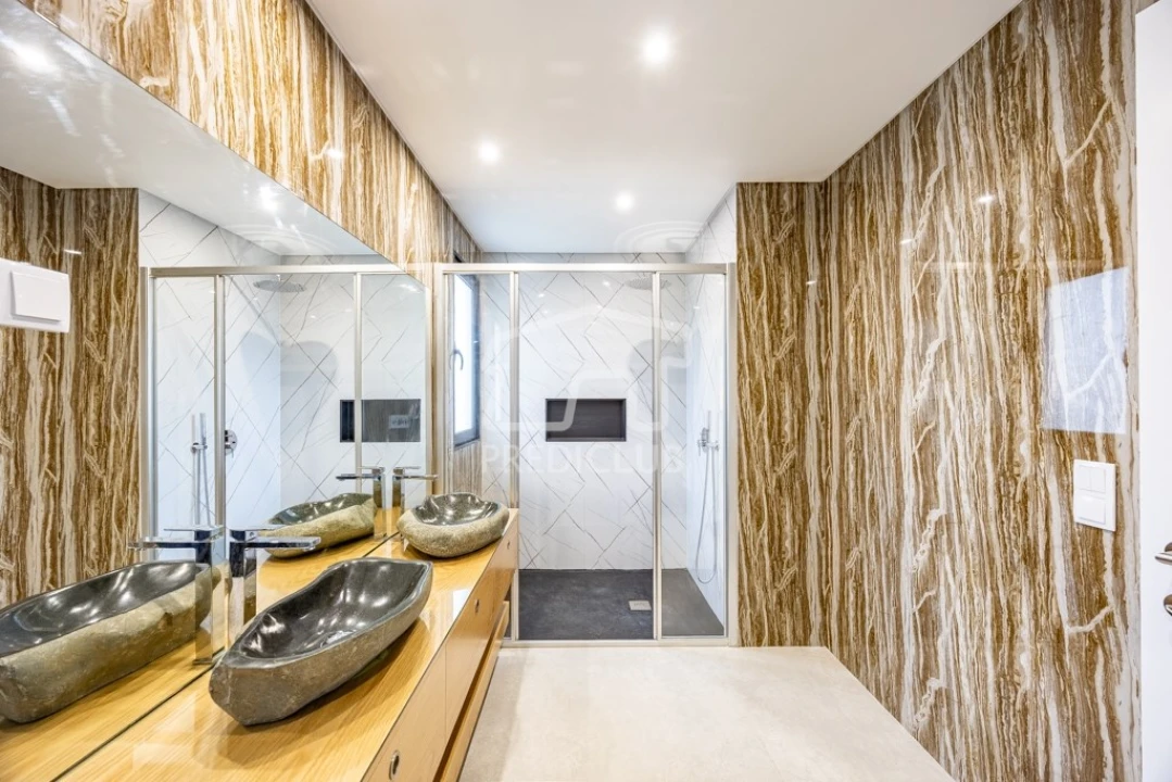 Apartamento T3 para Venda em Caniço Foto 21