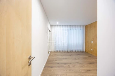 Apartamento T3 para Venda em Caniço