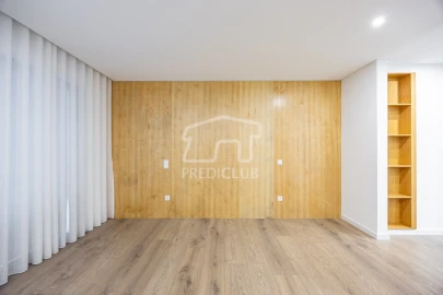 Apartamento T3 para Venda em Caniço
