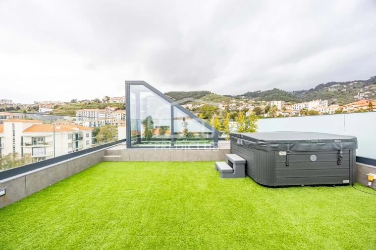 Apartamento T3 para Venda em Caniço Foto 24