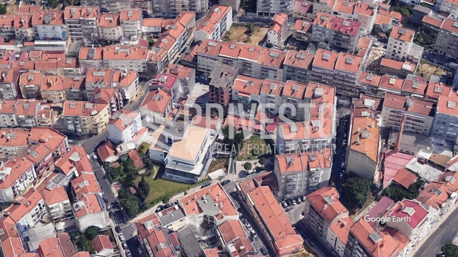 Terreno para Venda em Encosta do Sol Foto 4