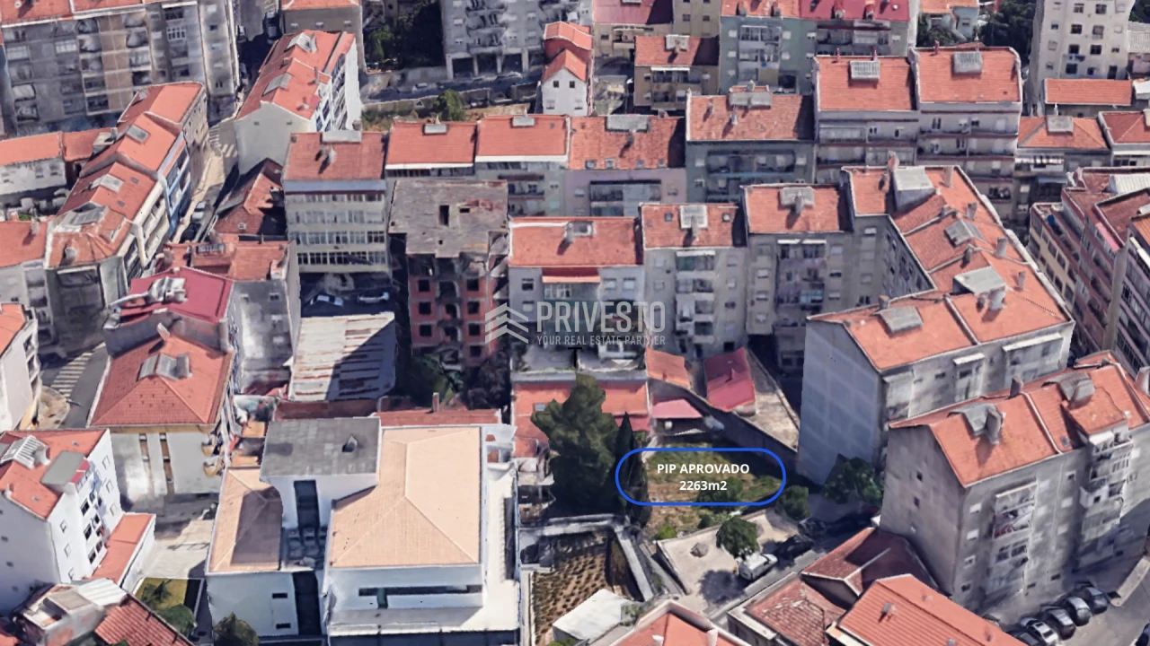 Terreno para Venda em Encosta do Sol Foto 1