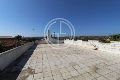 Moradia T4 para Venda em Alcantarilha e Pêra