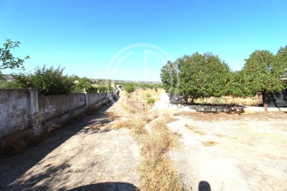 Moradia T4 para Venda em Alcantarilha e Pêra
