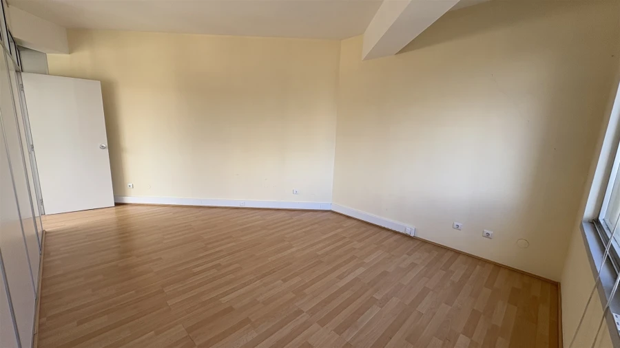 Escritório para Arrendamento em Mafamude e Vilar do Paraíso Foto 7