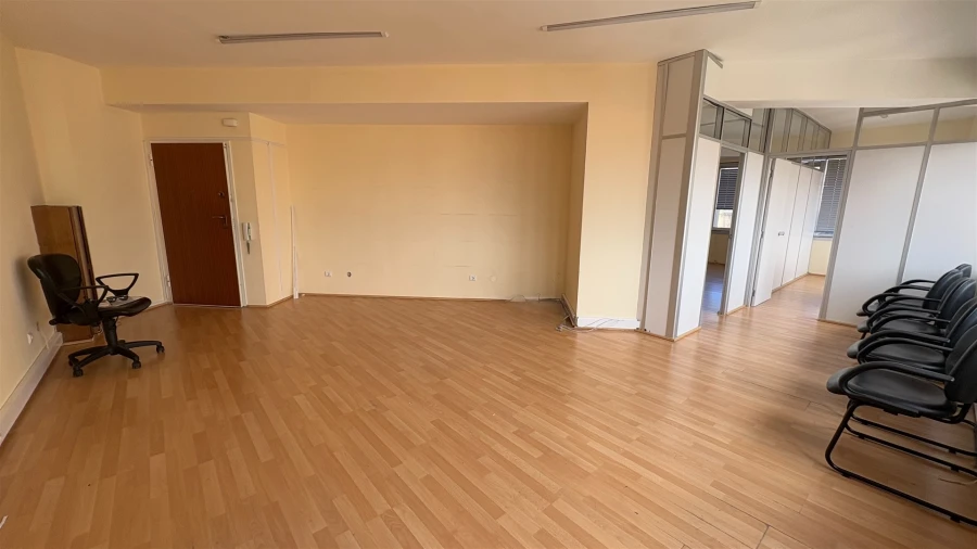 Escritório para Arrendamento em Mafamude e Vilar do Paraíso Foto 2