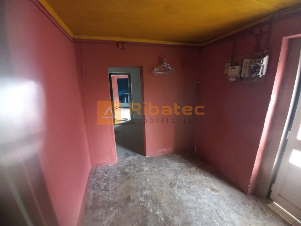 Moradia T2 para Venda em Coruche, Fajarda e Erra Foto 4