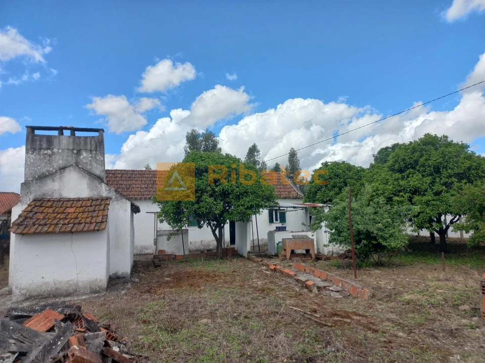 Moradia T2 para Venda em Coruche, Fajarda e Erra Foto 21