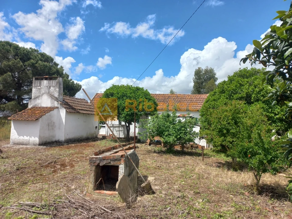 Moradia T2 para Venda em Coruche, Fajarda e Erra Foto 24