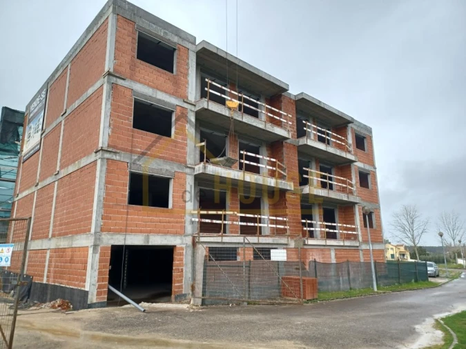 Apartamento T3 para Venda em Ramalhal Foto 8