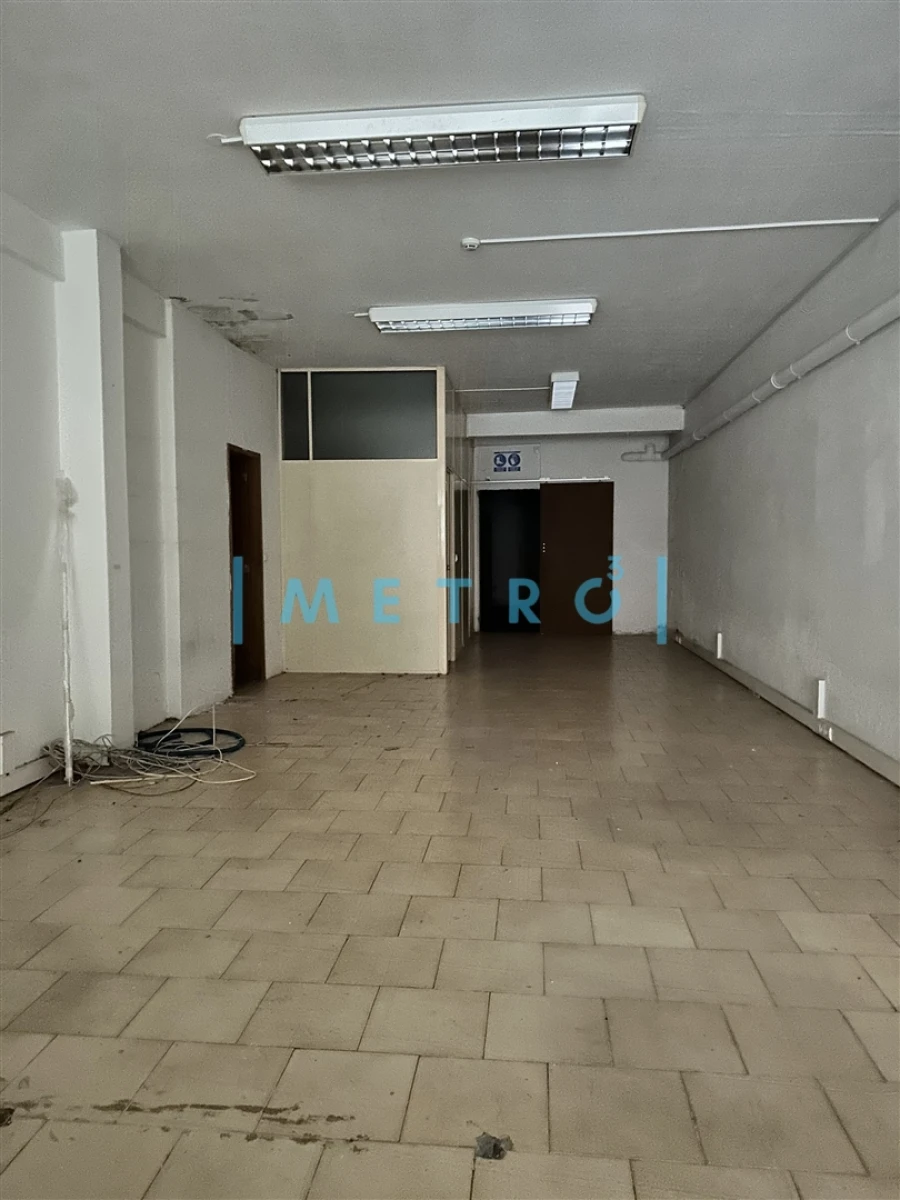 Loja para Venda em Lordelo do Ouro e Massarelos