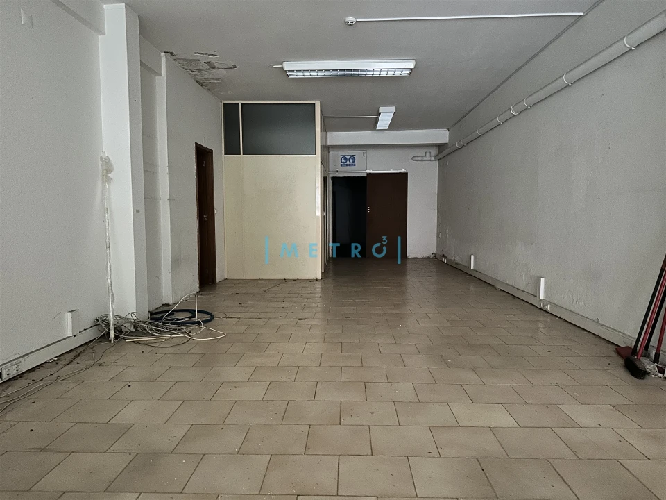 Loja para Venda em Lordelo do Ouro e Massarelos Foto 2