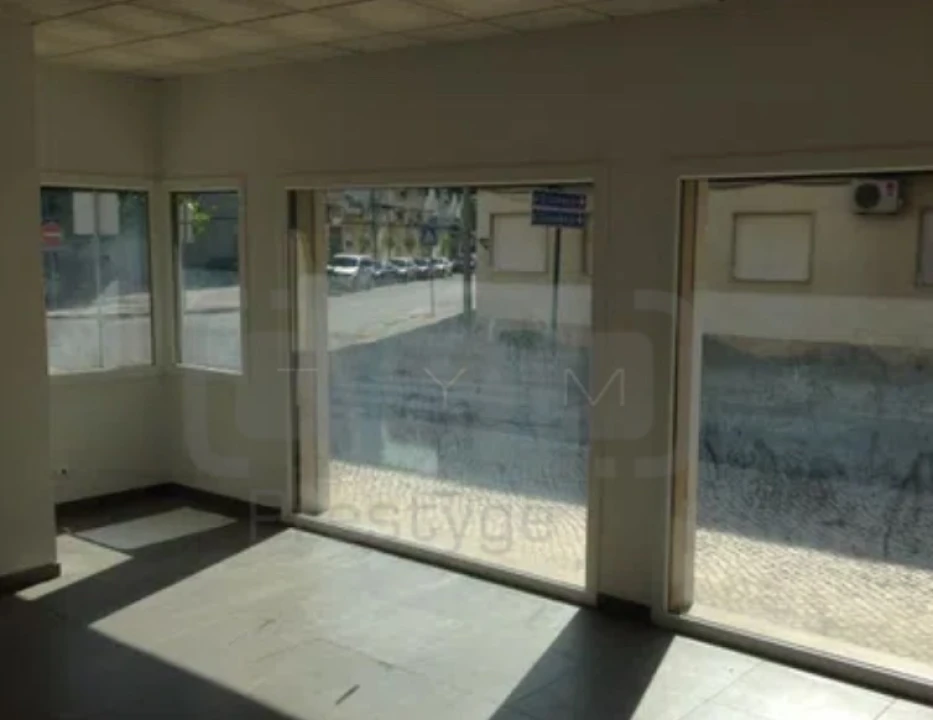 Loja para Venda em São João Baptista e Santa Maria dos Olivais Foto 3