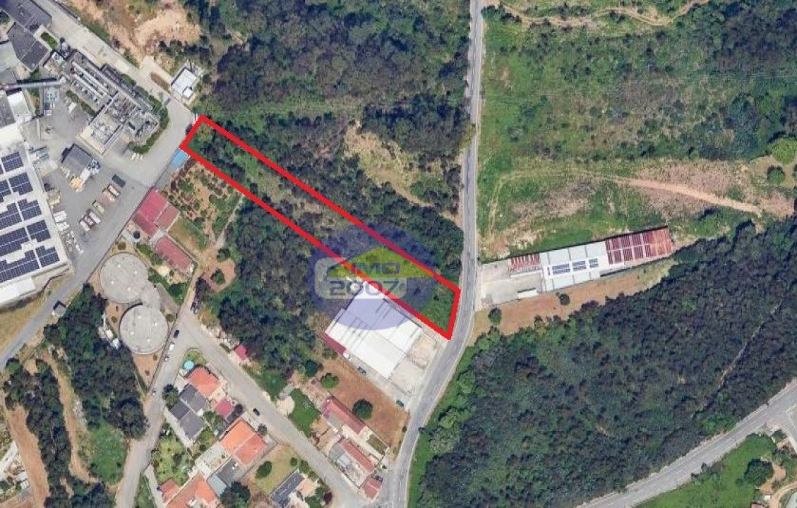 Terreno Comércio / Armazém para Venda em Argoncilhe Foto 1