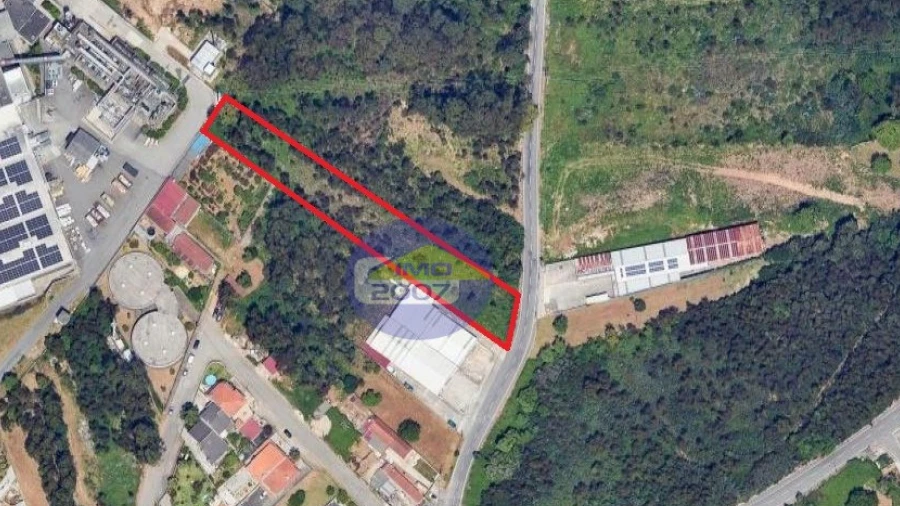 Terreno Comércio / Armazém para Venda em Argoncilhe